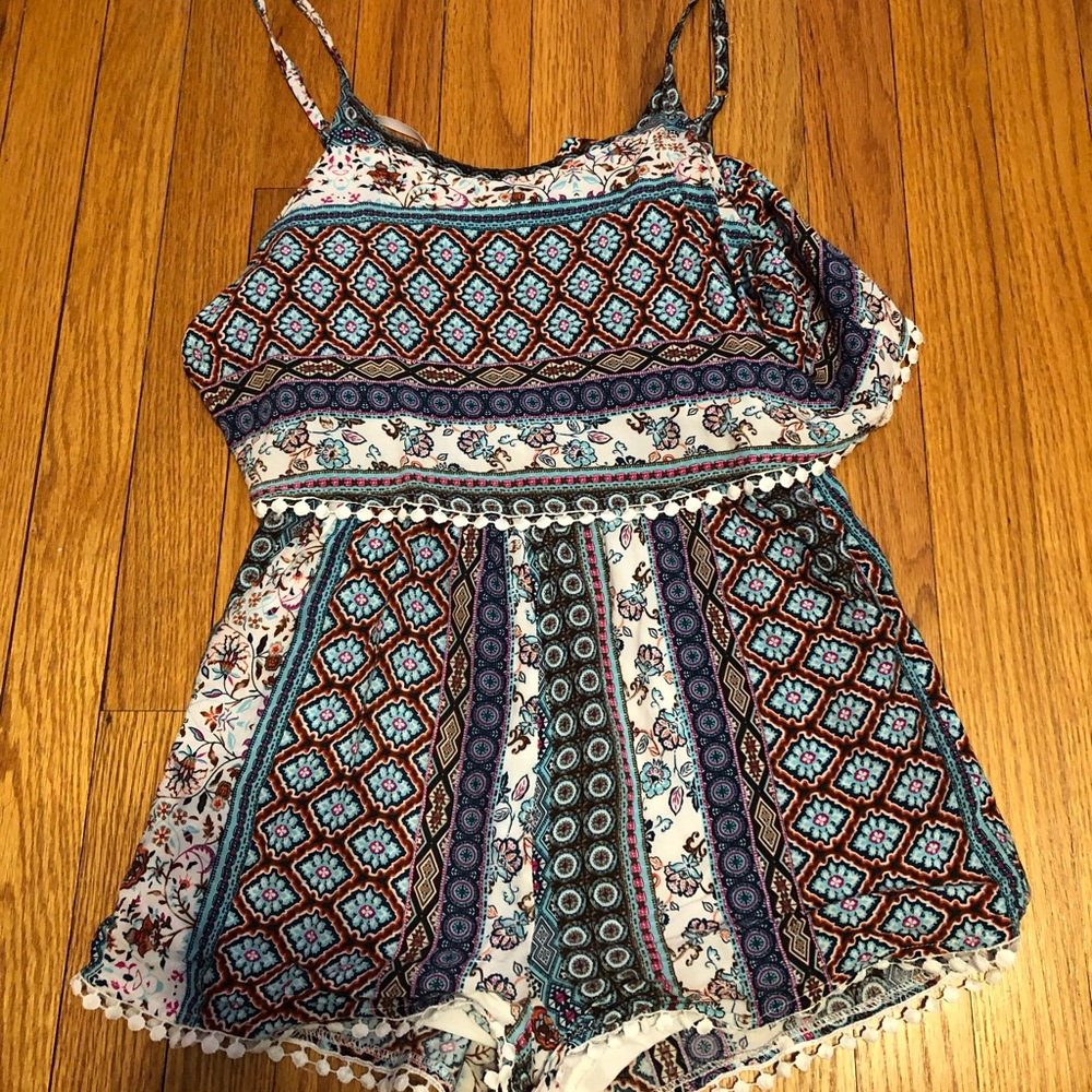 Patterned spaghetti strap romper